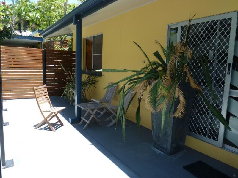 16 Yule Street, Picnic Bay, Magnetic Island QLD 4819