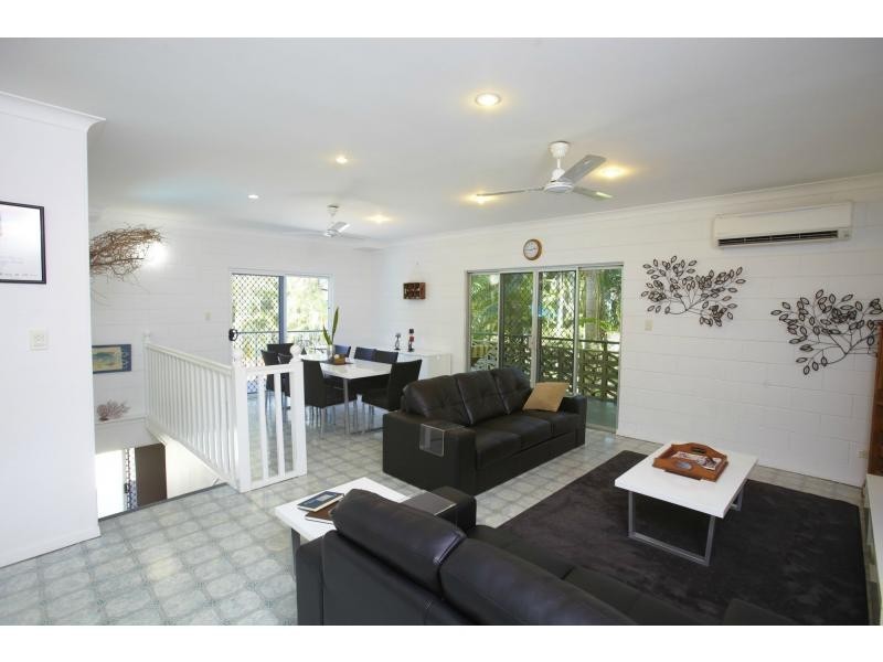 5 Hordern Avenue, Arcadia, Magnetic Island QLD 4819