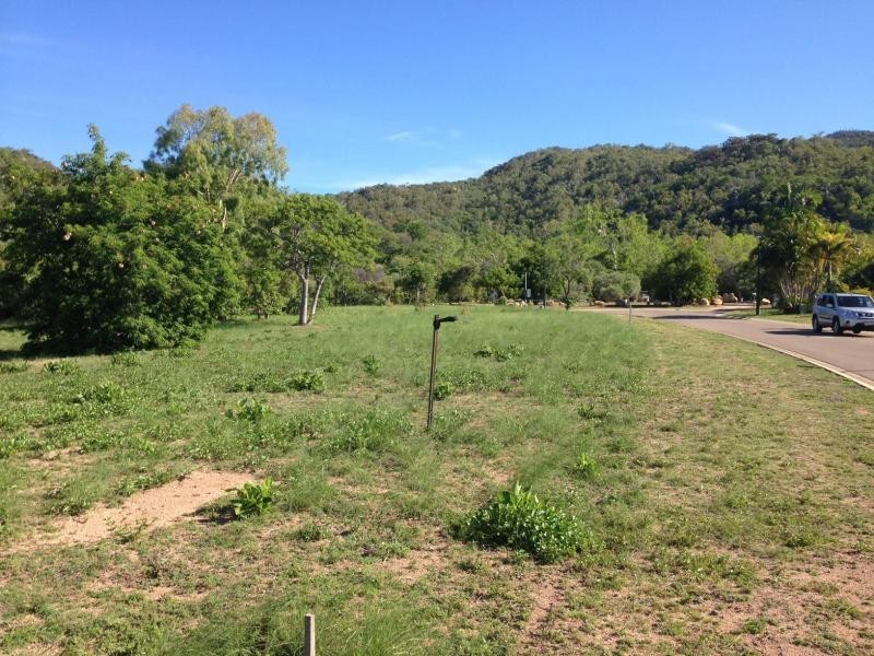 6-8 Dolphin Court, Horseshoe Bay QLD 4819