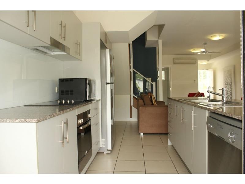 17/1-3 The Cove (Beachside Apartments) , Nelly Bay, Magnetic Island QLD 4819