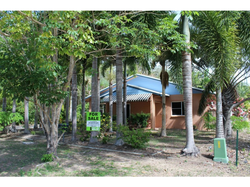 27 Corica Crescent, Horseshoe Bay QLD 4819