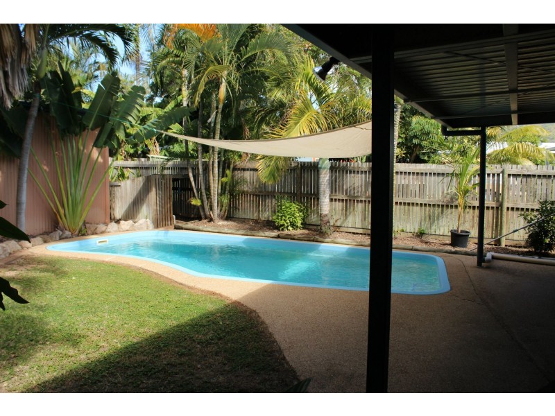 27 Corica Crescent, Horseshoe Bay QLD 4819