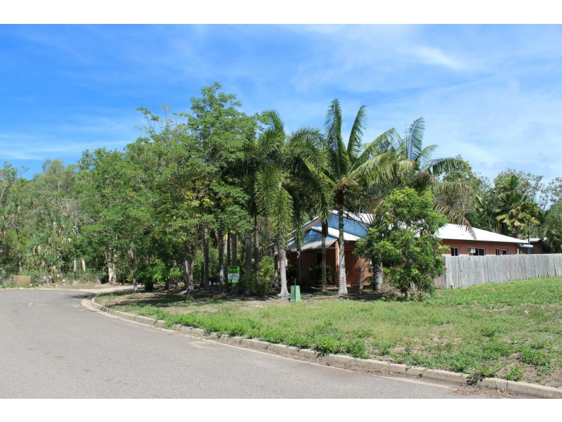 27 Corica Crescent, Horseshoe Bay QLD 4819