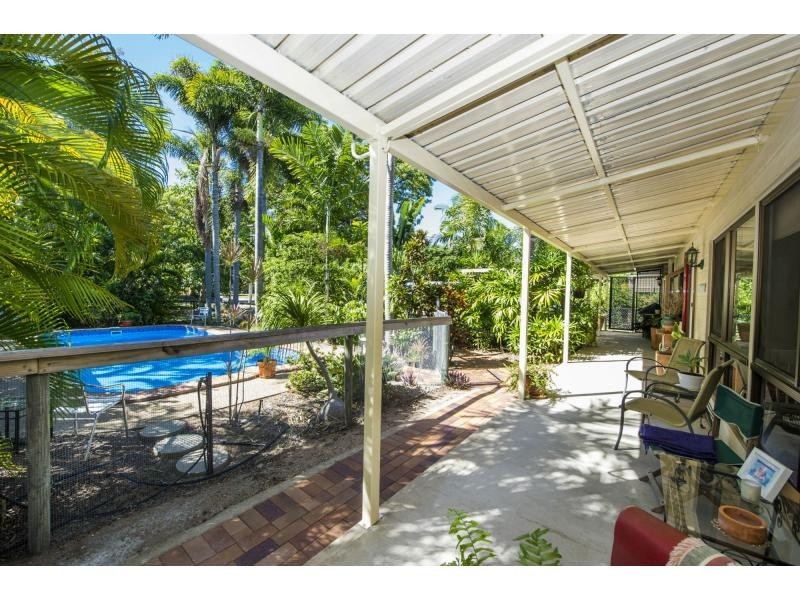 40 McCabe Crescent, Arcadia, Magnetic Island QLD 4819