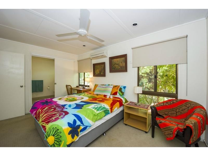 40 McCabe Crescent, Arcadia, Magnetic Island QLD 4819