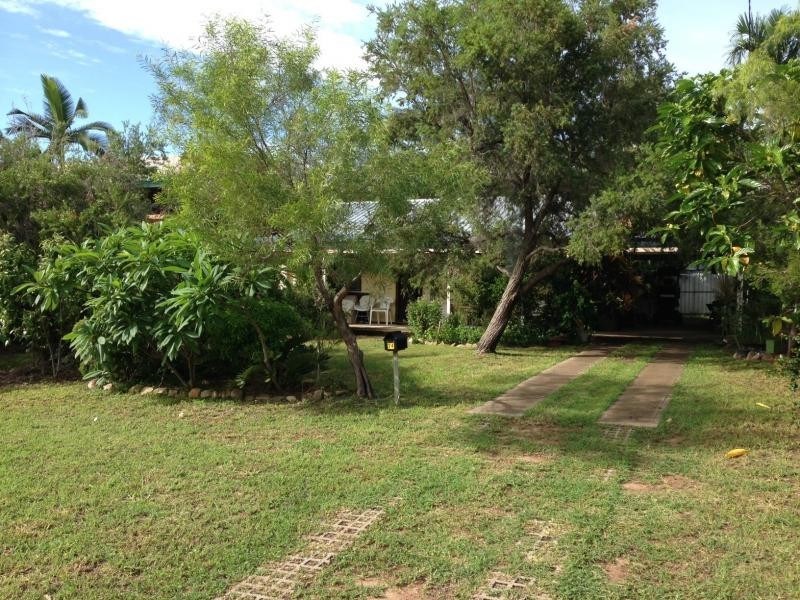 24 Sextant Drive, Nelly Bay QLD 4819
