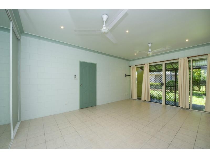 9 Robson Street, Nelly Bay QLD 4819