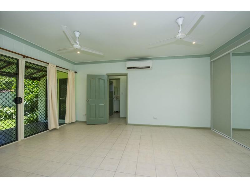 9 Robson Street, Nelly Bay QLD 4819