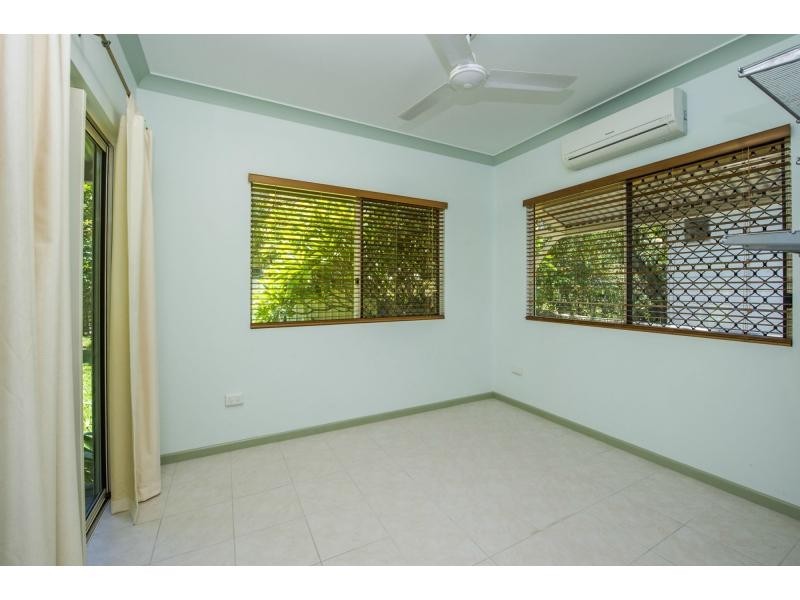 9 Robson Street, Nelly Bay QLD 4819