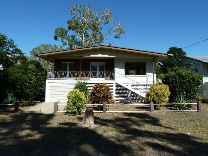 38 Granite Street, Picnic Bay QLD 4819
