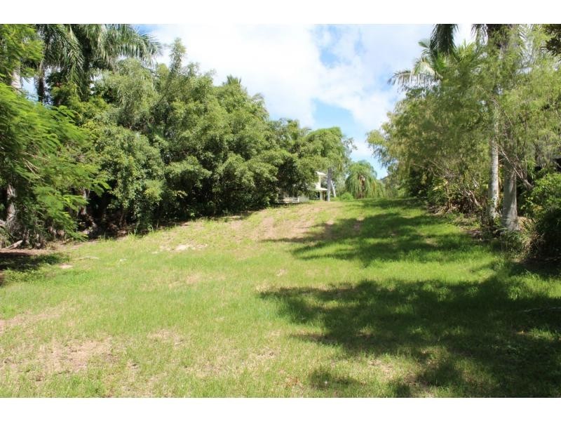 9 Elena Street, Nelly Bay, Magnetic Island QLD 4819