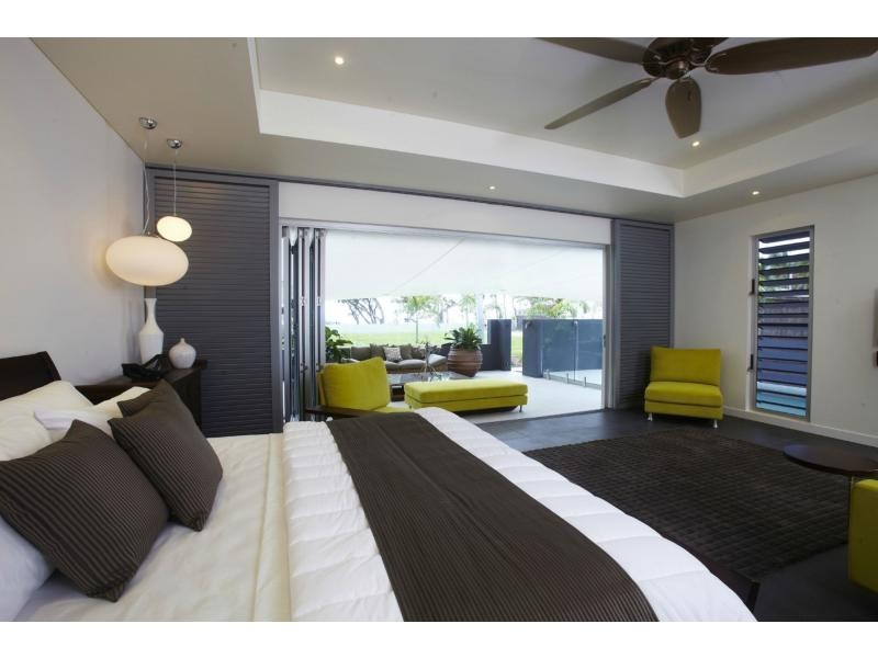 18 Pacific Drive, Horseshoe Bay QLD 4819