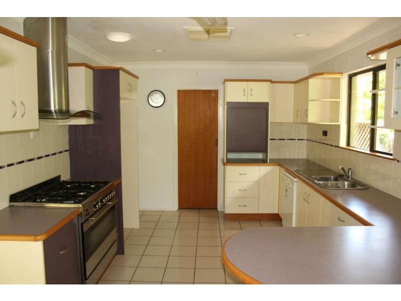 57 Wansfell Street, Picnic Bay, Magnetic Island QLD 4819