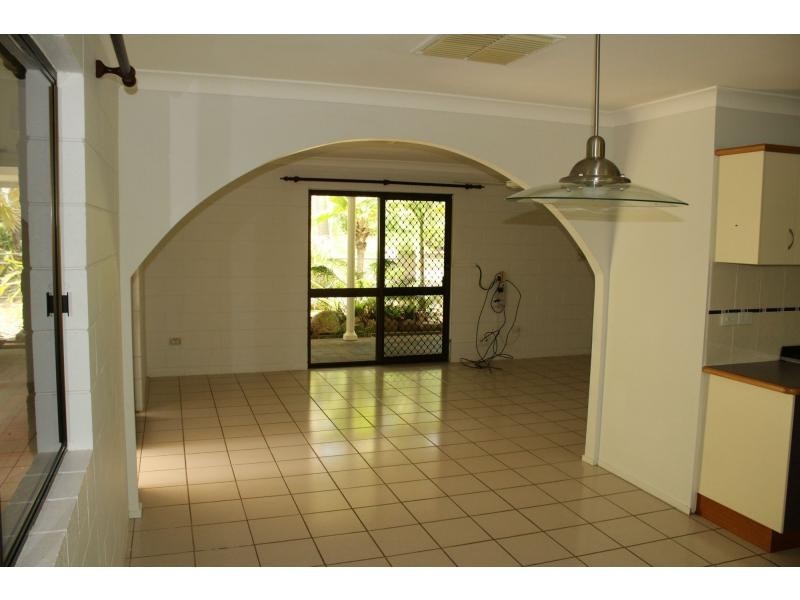 57 Wansfell Street, Picnic Bay, Magnetic Island QLD 4819