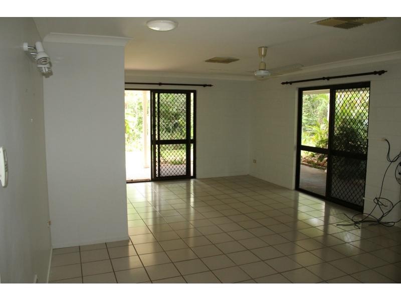 57 Wansfell Street, Picnic Bay, Magnetic Island QLD 4819