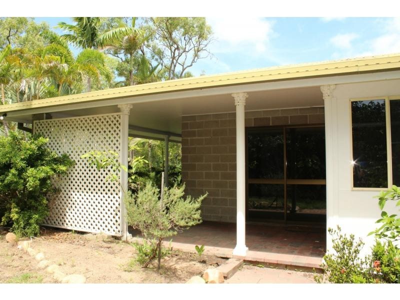 57 Wansfell Street, Picnic Bay, Magnetic Island QLD 4819
