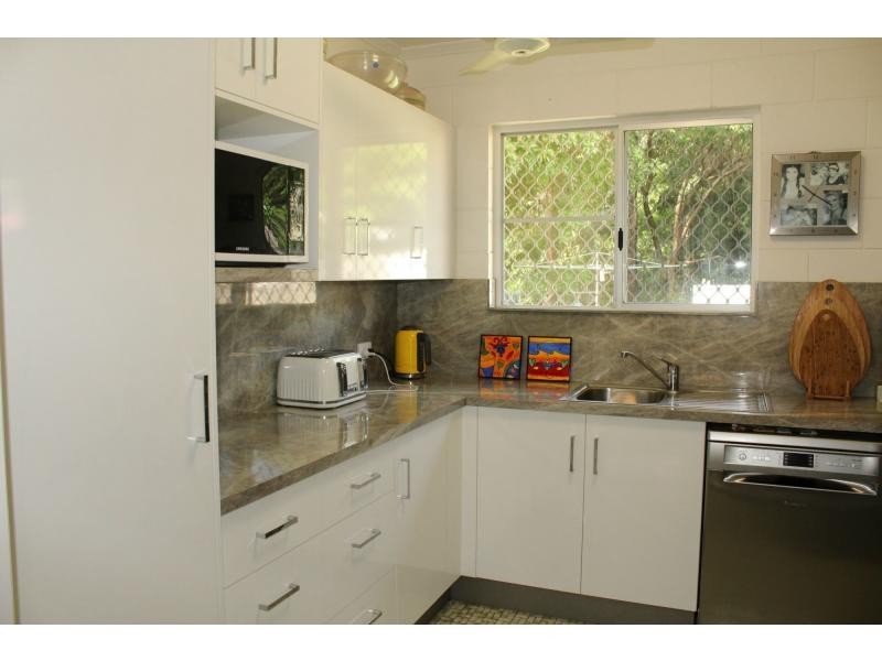12 Lilac Street, Nelly Bay QLD 4819