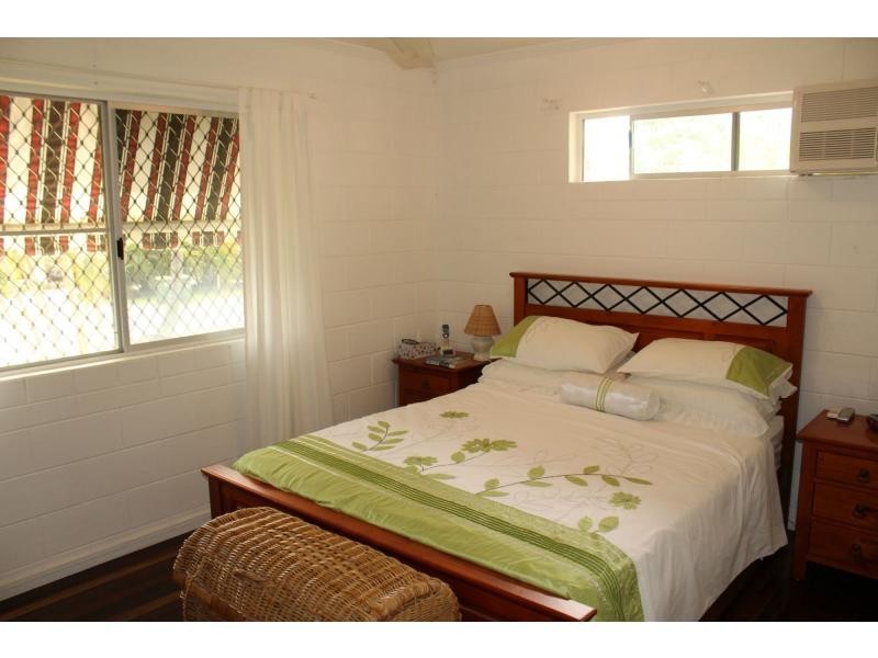 12 Lilac Street, Nelly Bay QLD 4819
