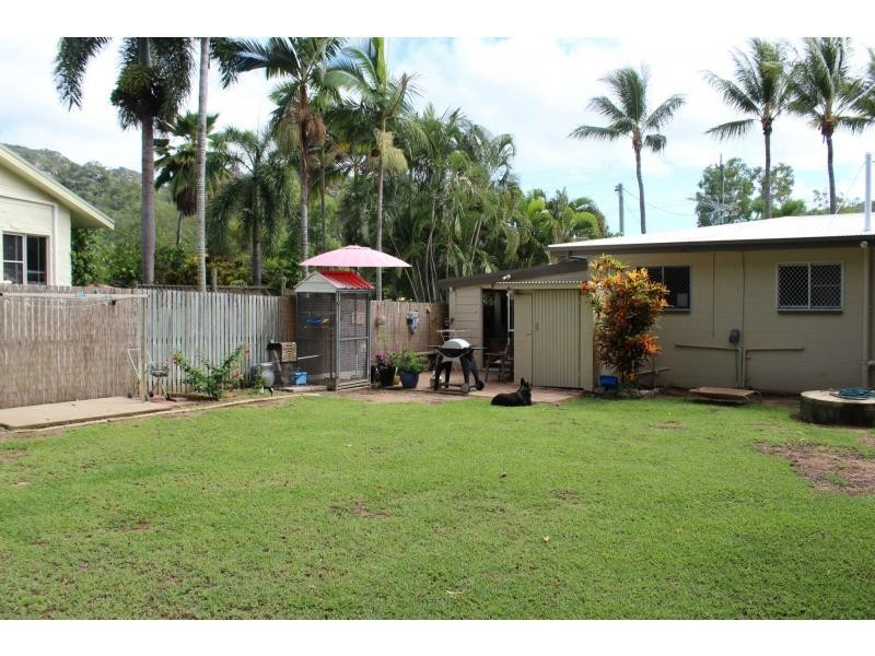 12 Lilac Street, Nelly Bay QLD 4819