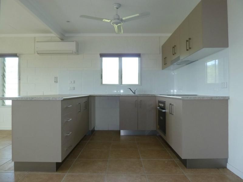 119 Horseshoe Bay Road, Horseshoe Bay, Magnetic Island QLD 4819