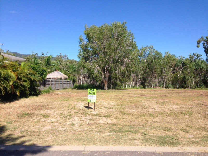 22 Pandanus Drive, Horseshoe Bay QLD 4819