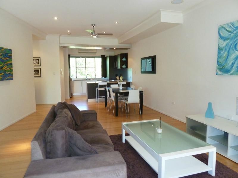 Unit 3/34 Warboys Street, Nelly Bay, Magnetic Island QLD 4819