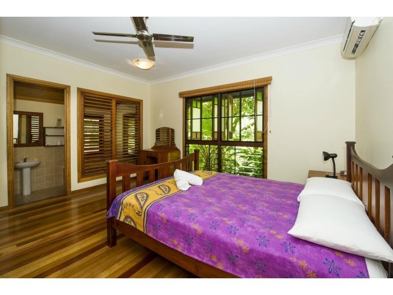 16 Bottiger Street, Nelly Bay, Magnetic Island QLD 4819