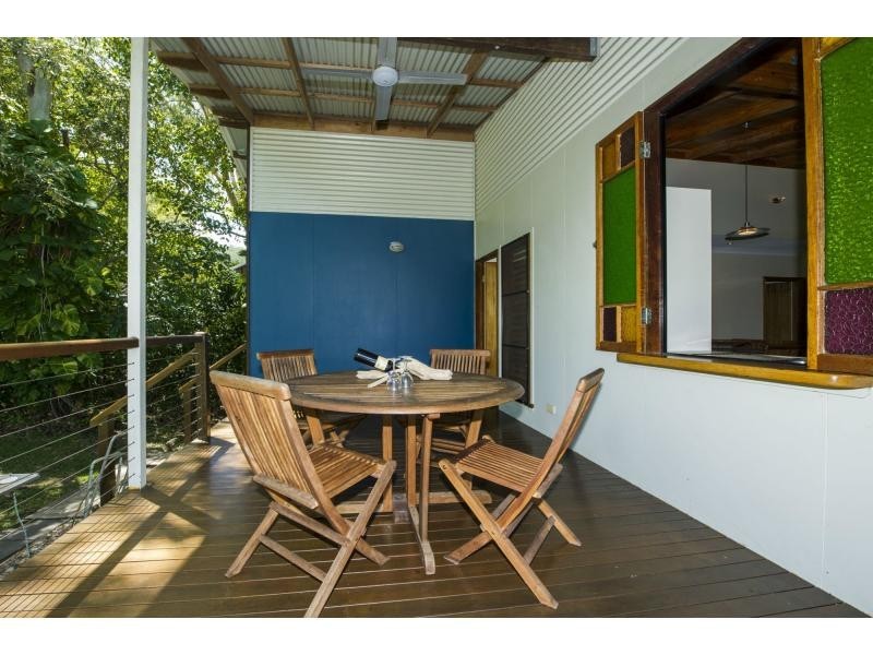 16 Bottiger Street, Nelly Bay, Magnetic Island QLD 4819