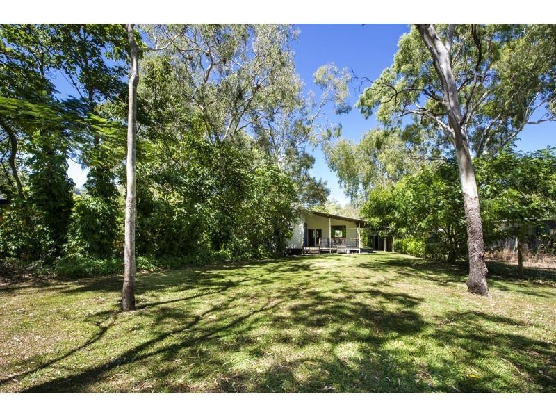 16 Bottiger Street, Nelly Bay, Magnetic Island QLD 4819