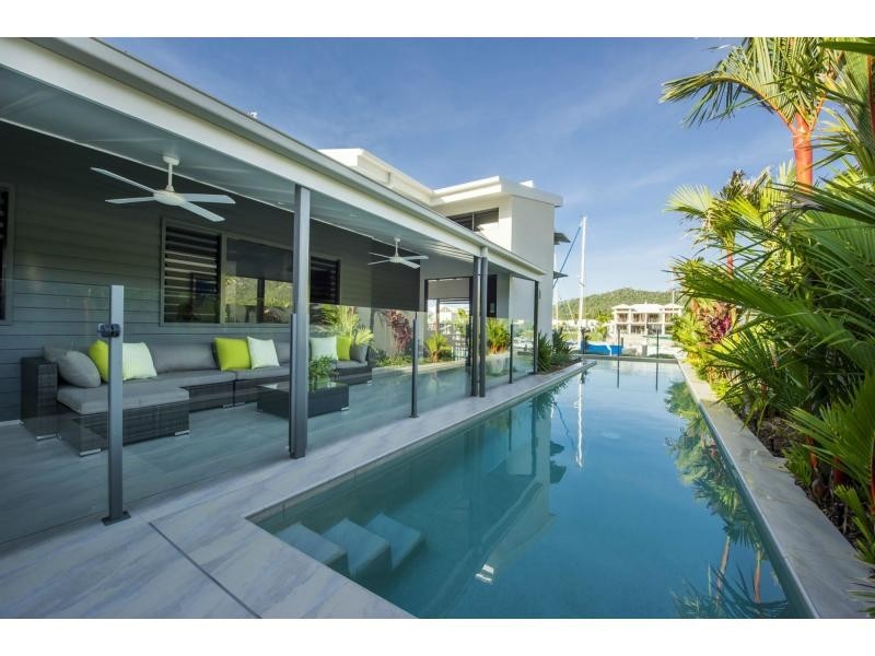 20 The Cove, Nelly Bay QLD 4819
