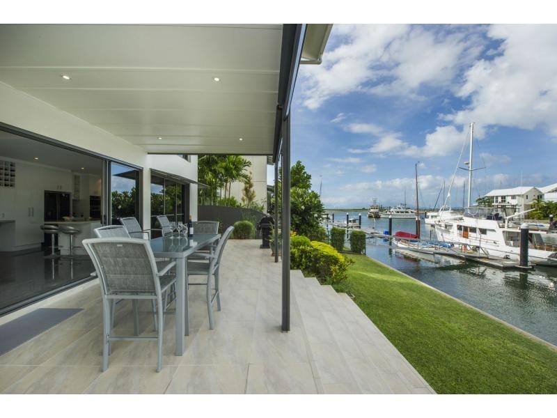 20 The Cove, Nelly Bay QLD 4819