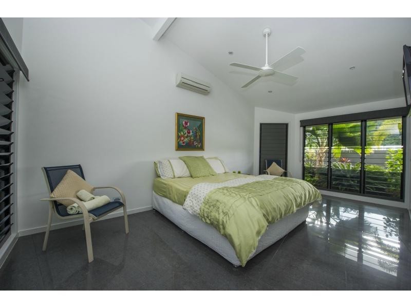 20 The Cove, Nelly Bay QLD 4819
