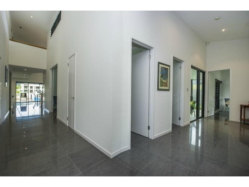 20 The Cove, Nelly Bay QLD 4819