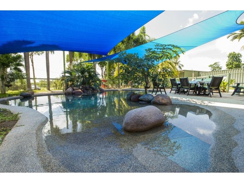 146-150 Gifford Street, Horseshoe Bay, Magnetic Island QLD 4819