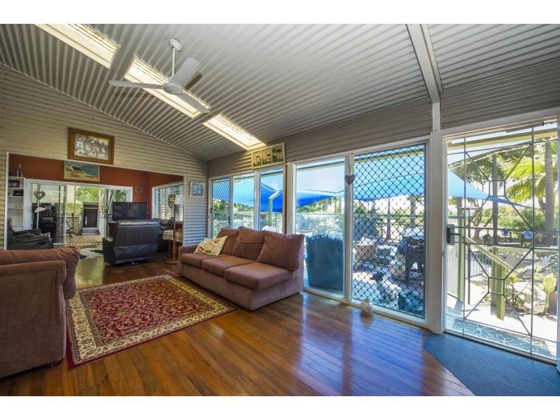 146-150 Gifford Street, Horseshoe Bay, Magnetic Island QLD 4819