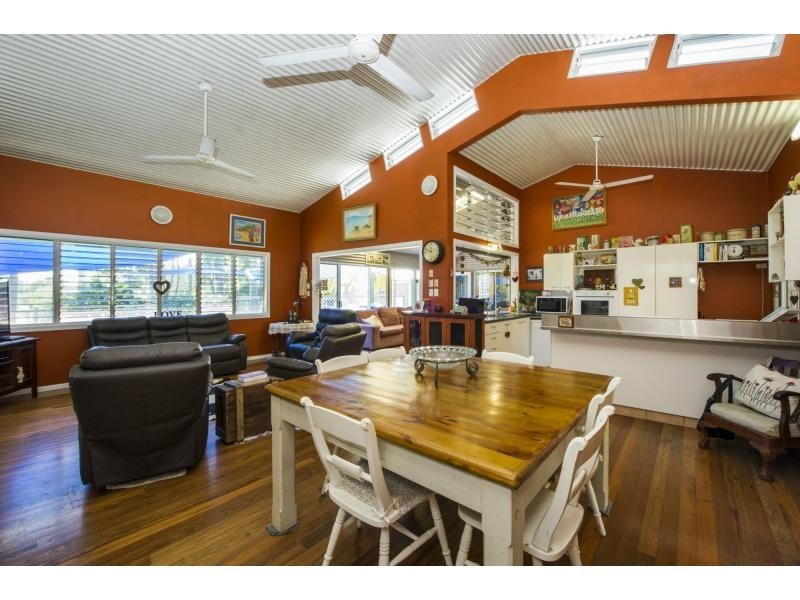 146-150 Gifford Street, Horseshoe Bay, Magnetic Island QLD 4819