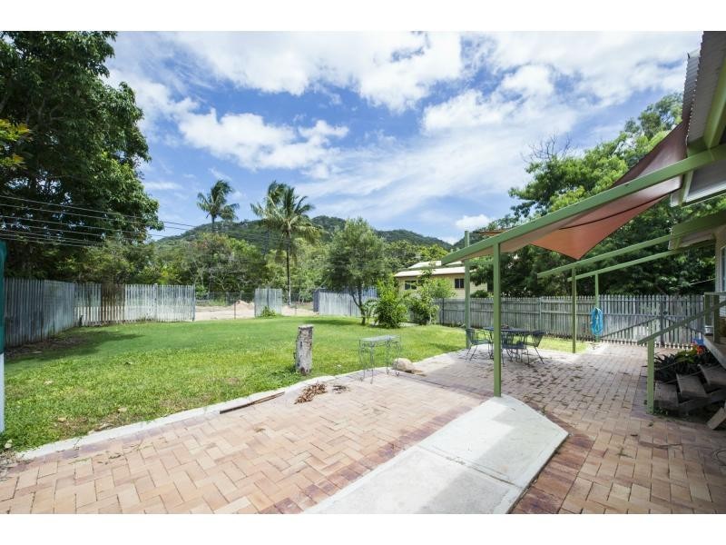 146-150 Gifford Street, Horseshoe Bay, Magnetic Island QLD 4819