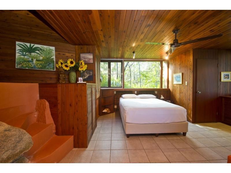 12 Boulder Court, Nelly Bay QLD 4819