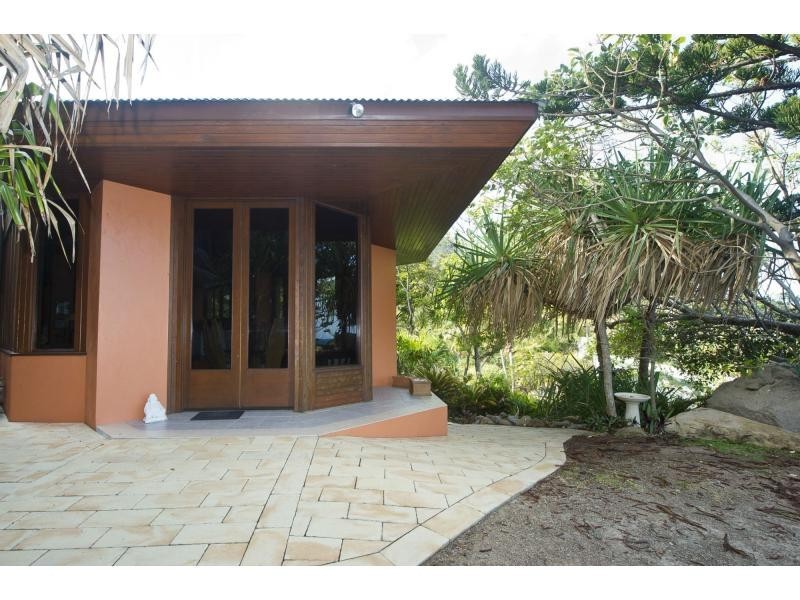 12 Boulder Court, Nelly Bay QLD 4819
