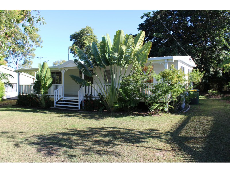 22 Birt Street, Picnic Bay QLD 4819