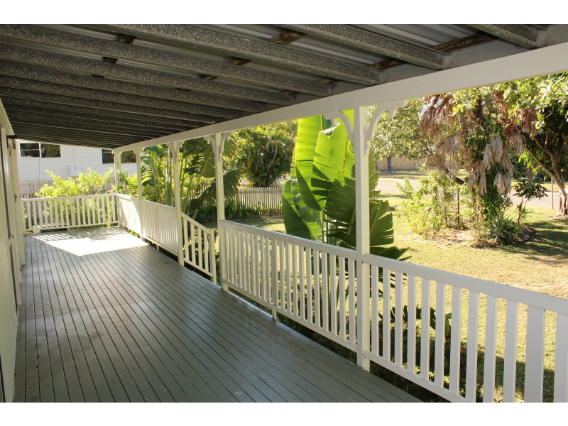 22 Birt Street, Picnic Bay QLD 4819