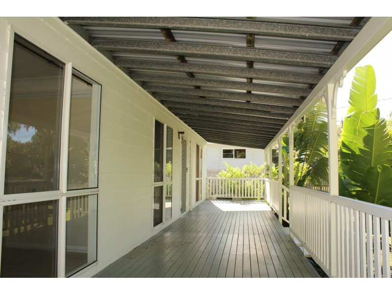 22 Birt Street, Picnic Bay QLD 4819