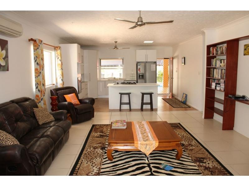 38 Corica Crescent, Horseshoe Bay, Magnetic Island QLD 4819