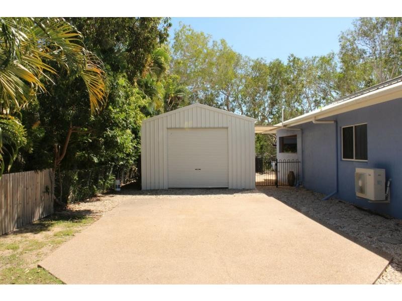38 Corica Crescent, Horseshoe Bay, Magnetic Island QLD 4819