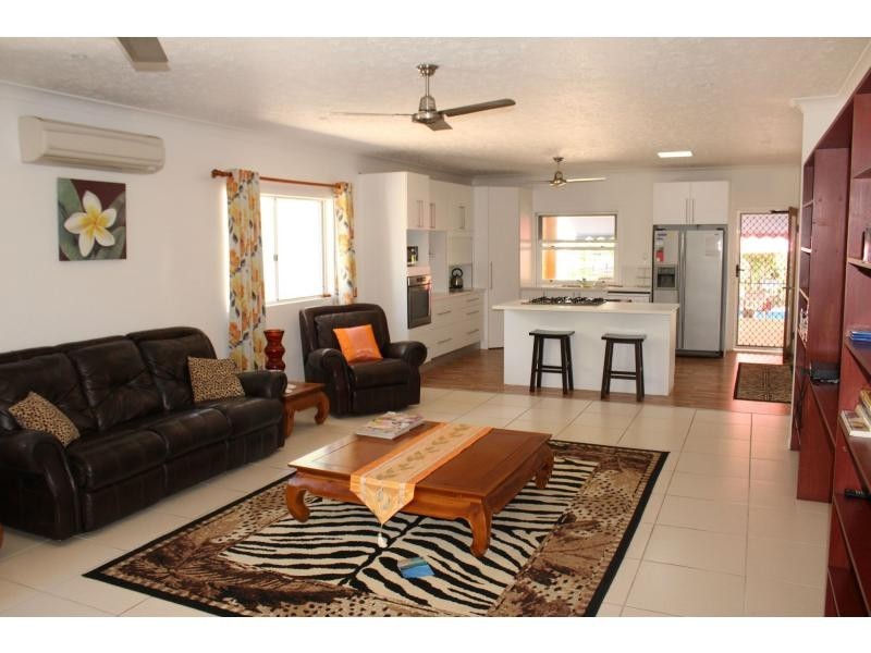 38 Corica Crescent, Horseshoe Bay, Magnetic Island QLD 4819