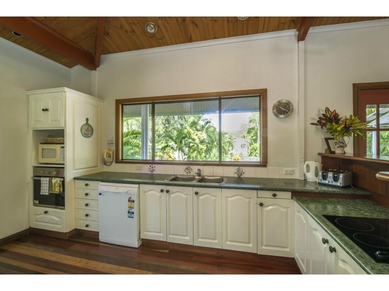 26 Mandalay Avenue, Nelly Bay, Magnetic Island QLD 4819