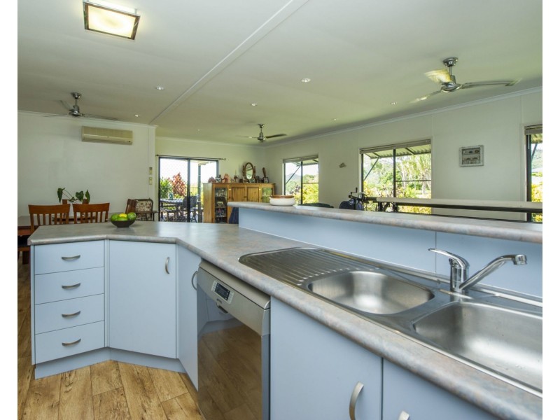 98 Gifford Street, Horseshoe Bay QLD 4819