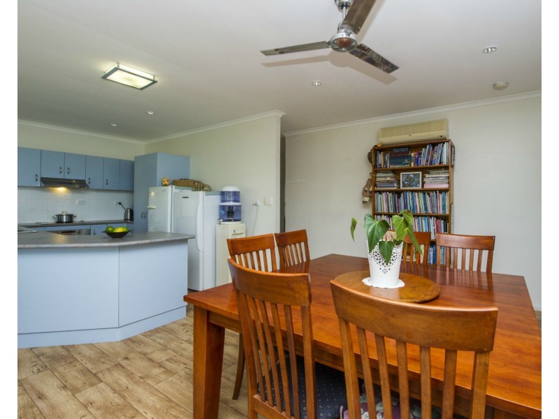 98 Gifford Street, Horseshoe Bay QLD 4819