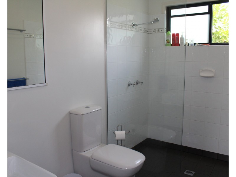 98 Gifford Street, Horseshoe Bay QLD 4819