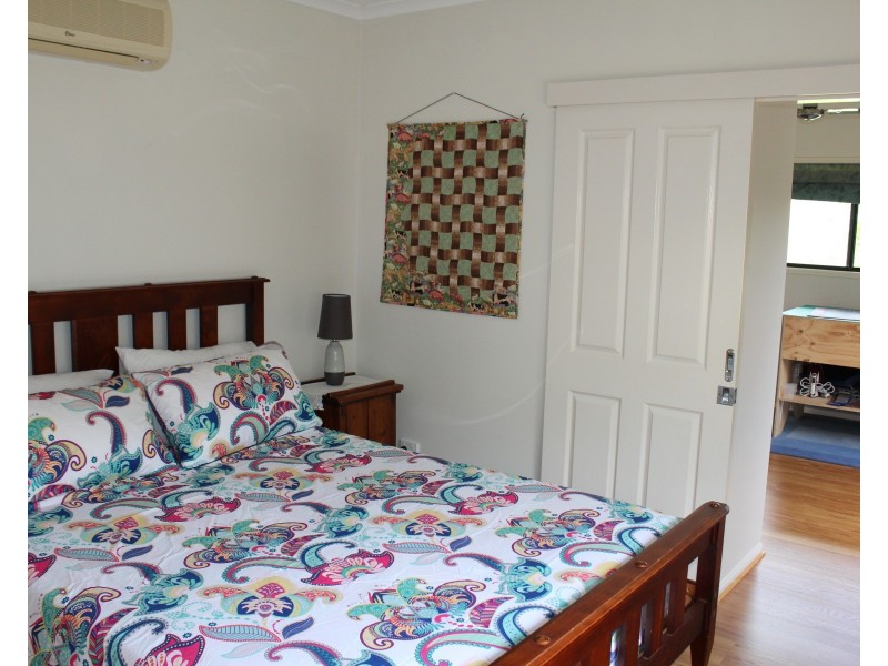 98 Gifford Street, Horseshoe Bay QLD 4819